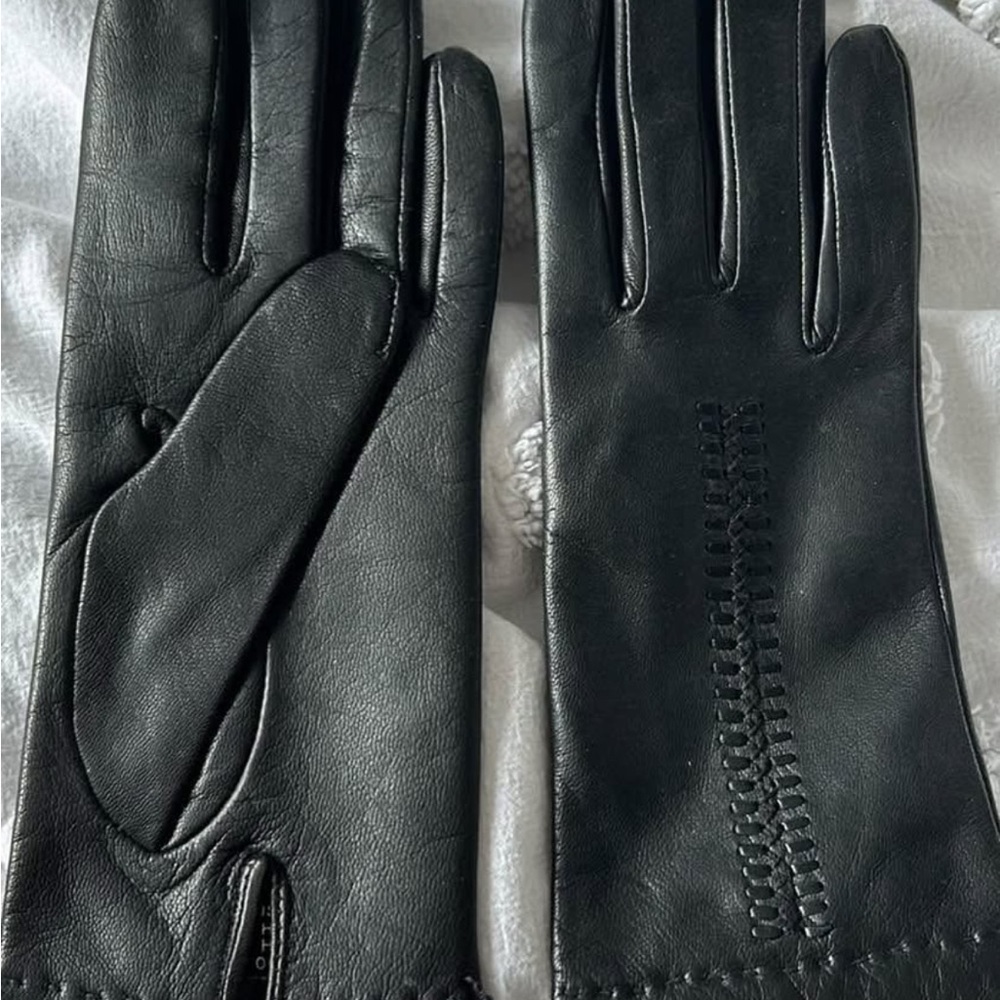 2 pairs of Black and Brown Leather Stitch-Detail Gloves